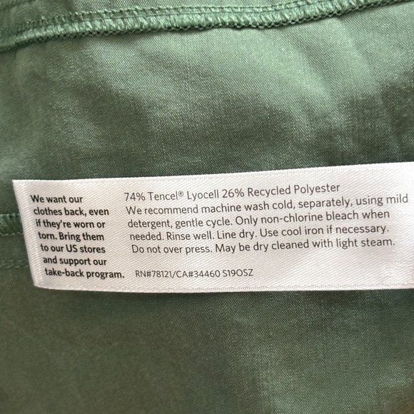 EILEEN FISHER - 2 piece Blouse and Jacket - Picture 10 of 12